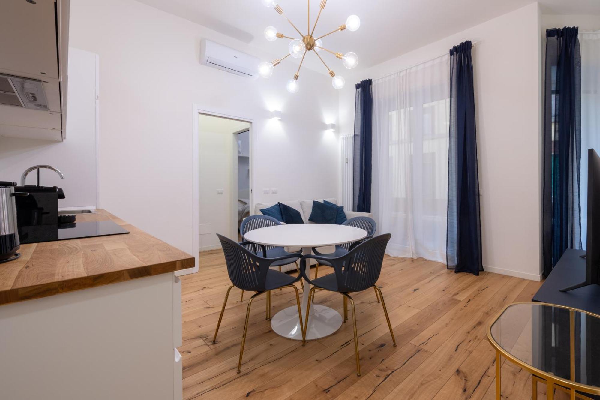 We Home - Babila Boutique - Milano Bagian luar foto